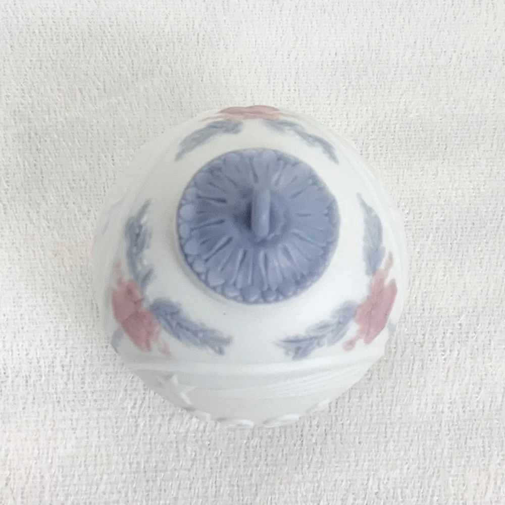 Vintage Lladro 1991 Porcelain Christmas Ball Ornament Handmade Spain New In Box
